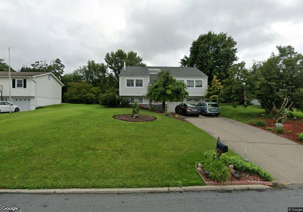 13 Buttermilk Dr, New Windsor, NY 12553 - photo 1