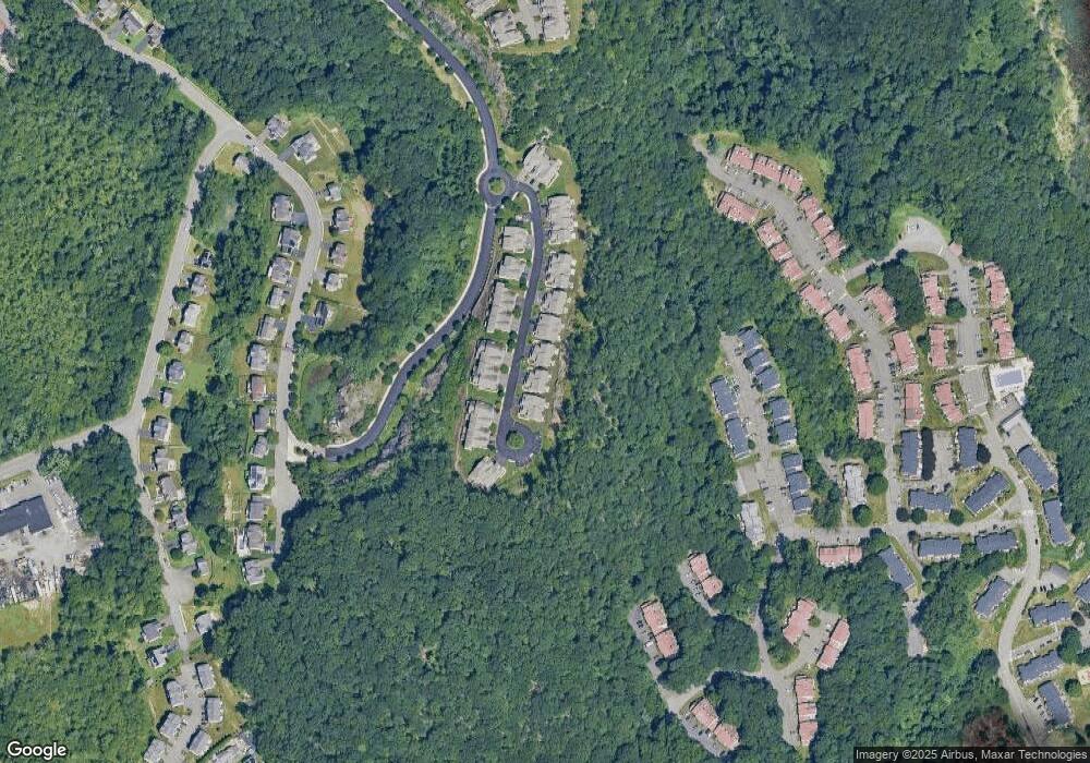 36 Hunting Ridge Ln unit 36, Bethel, CT 06801 - photo 1