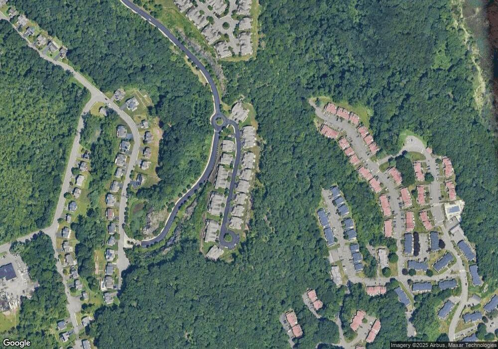 22 Hunting Ridge Ln unit 28, Bethel, CT 06801 - photo 1