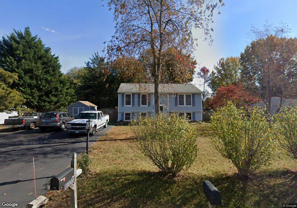 11001 Huntington Woods Cir, Fredericksburg, VA 22407 - photo 1