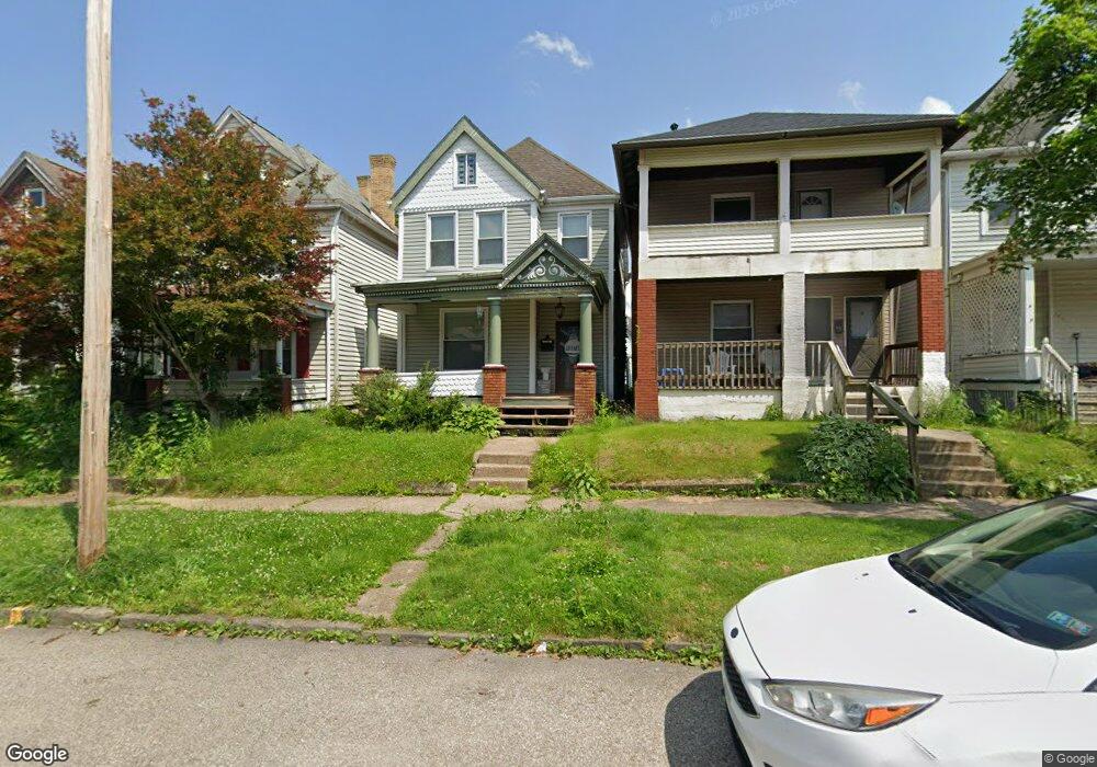 110 Jefferson Ave, Vandergrift, PA 15690 - photo 1