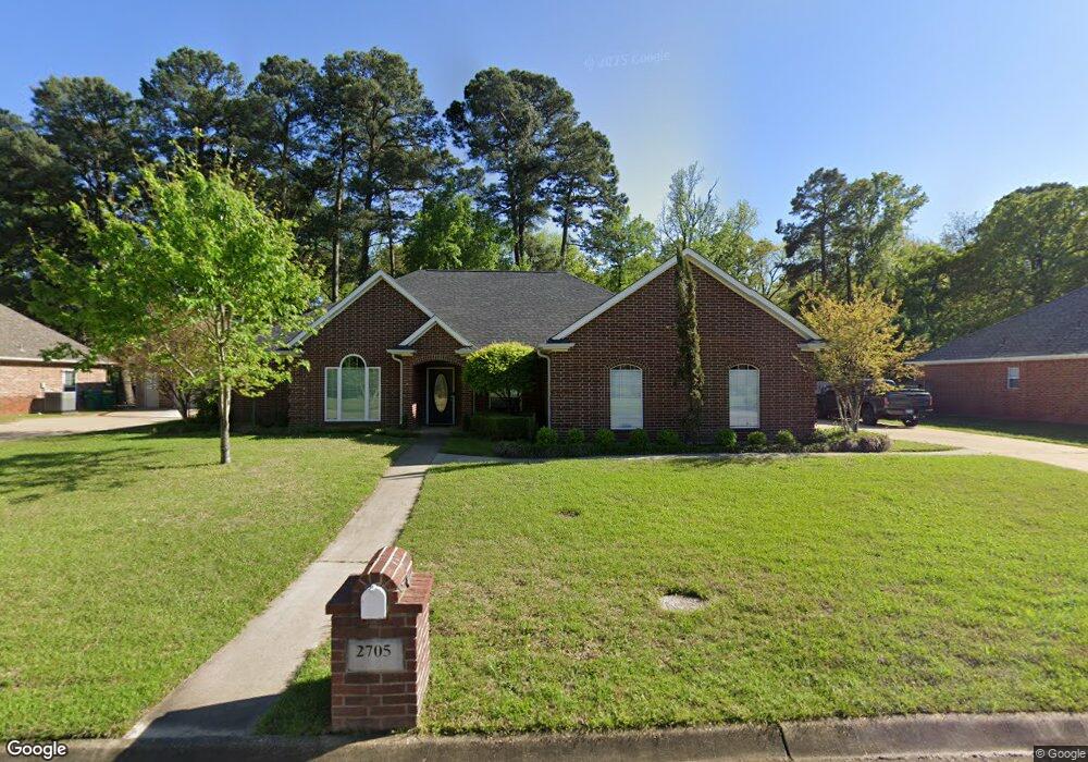 2705 Landon Ln, Texarkana, TX 75503 - photo 1