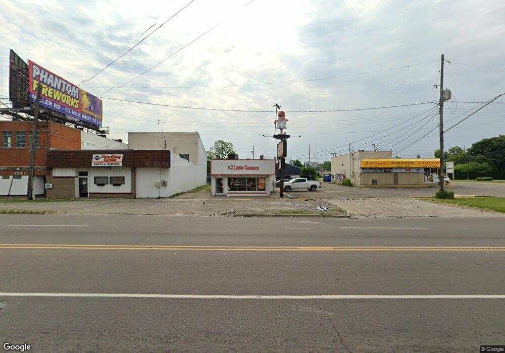 1069 S Ballenger Hwy, Flint, MI 48532 - photo 1