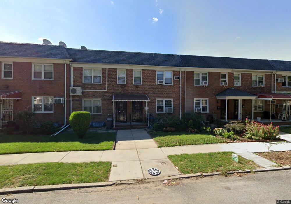 75-28 168th St, Fresh Meadows, NY 11366 - photo 1