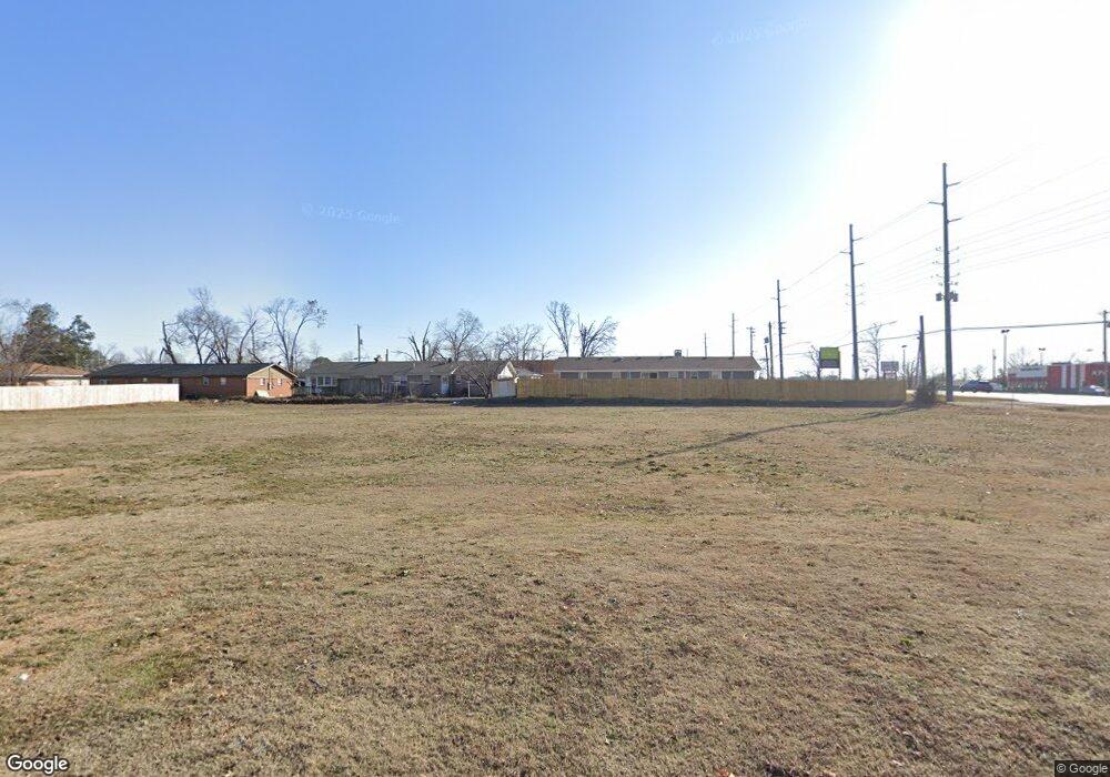 912 N Walton Blvd, Bentonville, AR 72712 - photo 1