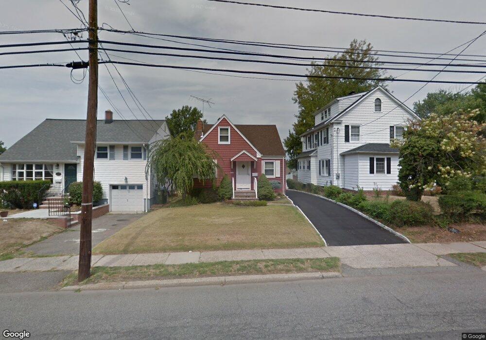 544 Chain o Hills Rd, Colonia, NJ 07067 - photo 1