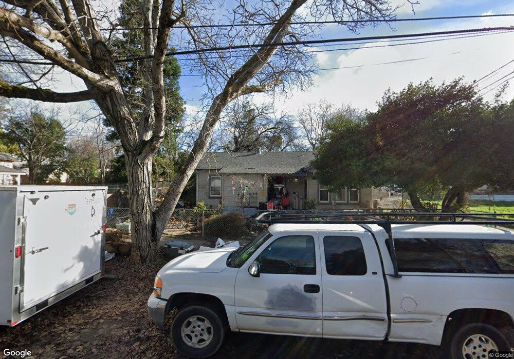 521 W 2nd Ave, Chico, CA 95926 - photo 1