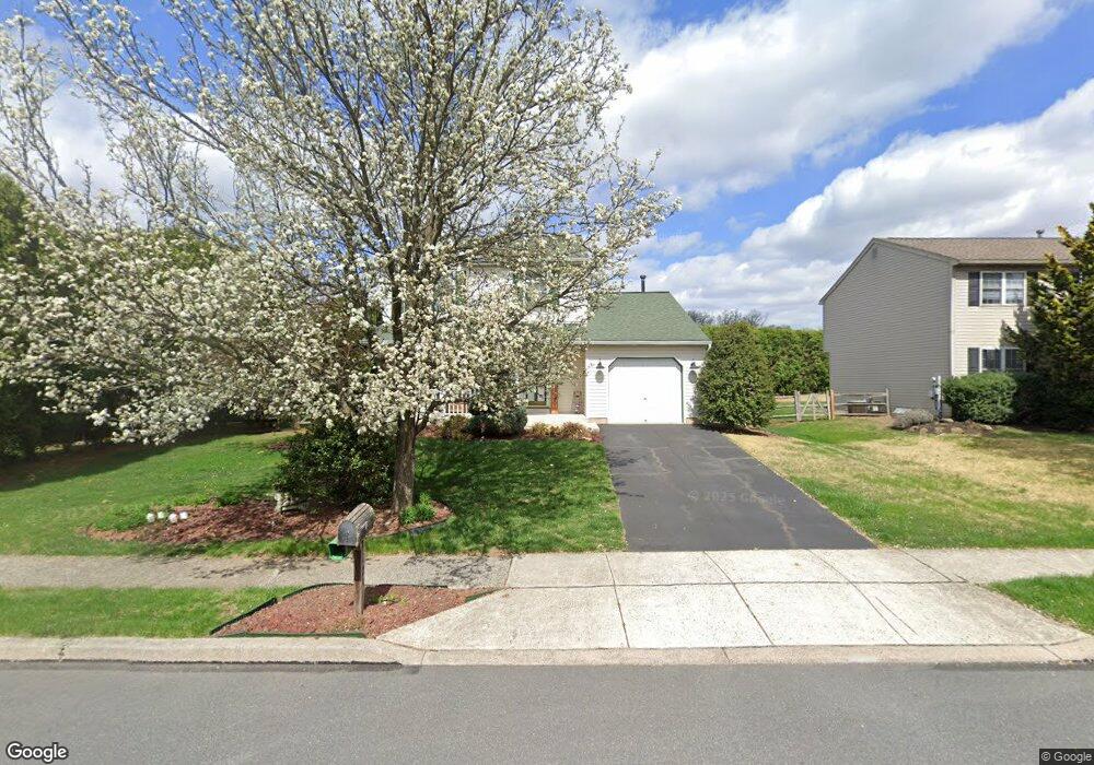 4421 Kelly Ln, Reading, PA 19606 - photo 1