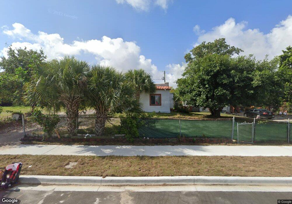 938 33rd St, West Palm Beach, FL 33407 - photo 1