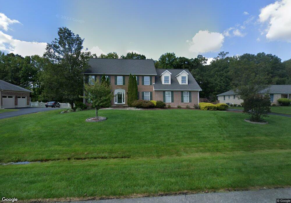 112 Matthew Dr, Bear, DE 19701 - photo 1