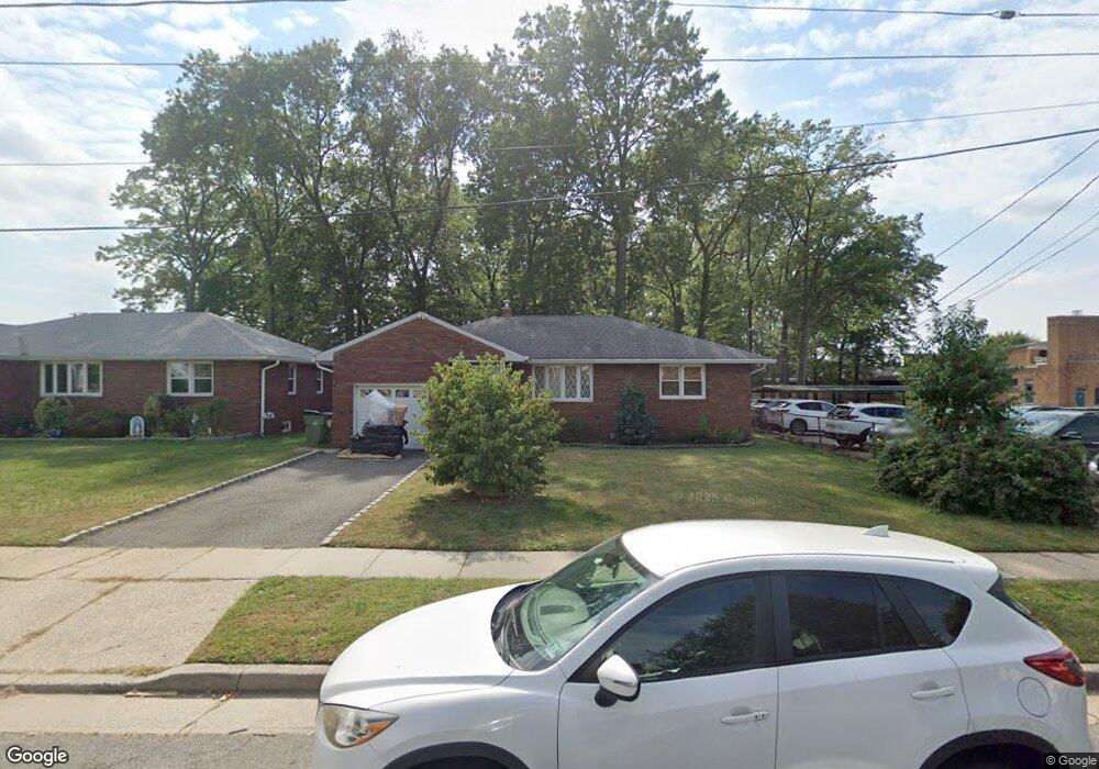 2731 Highland Ave, Linden, NJ 07036 - photo 1