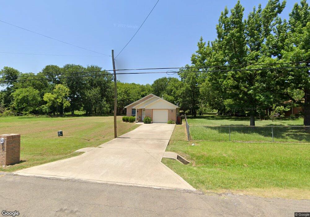 1621 Franklin Ave, Bonham, TX 75418 - photo 1
