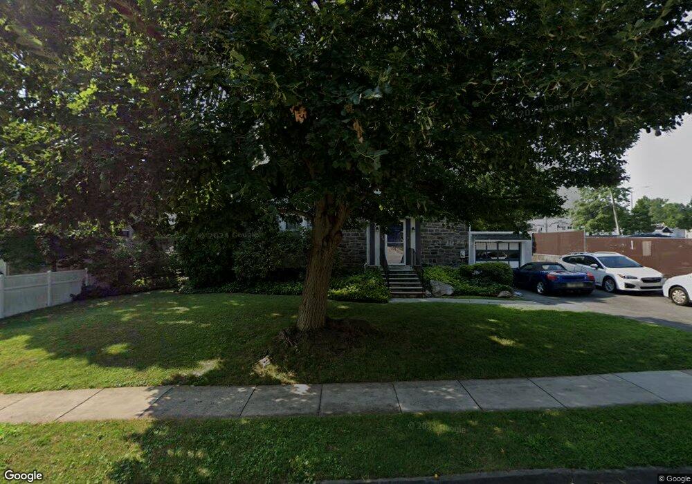 136 Bentley Ave, Bala Cynwyd, PA 19004 - photo 1