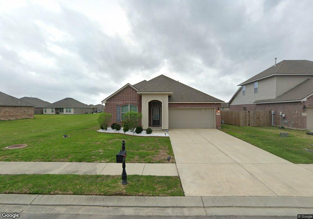 2224 N Lake Michele Cir, Lake Charles, LA 70607 - photo 1