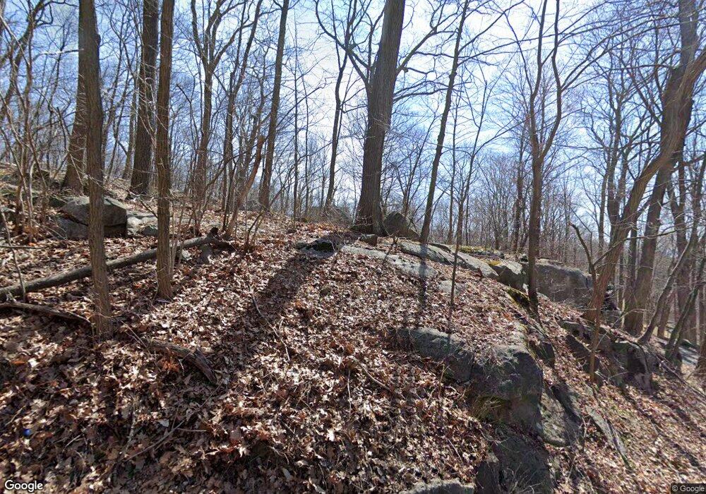 212 Pine Hill Rd, New Fairfield, CT 06812 - photo 1