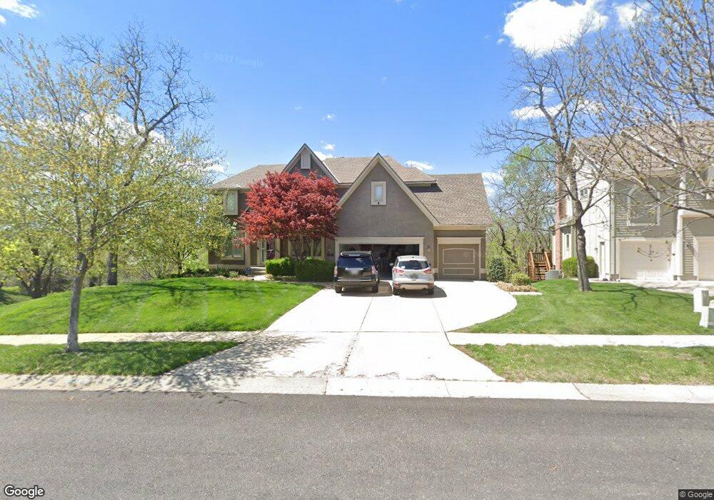 8420 Widmer Rd, Lenexa, KS 66215 - photo 1