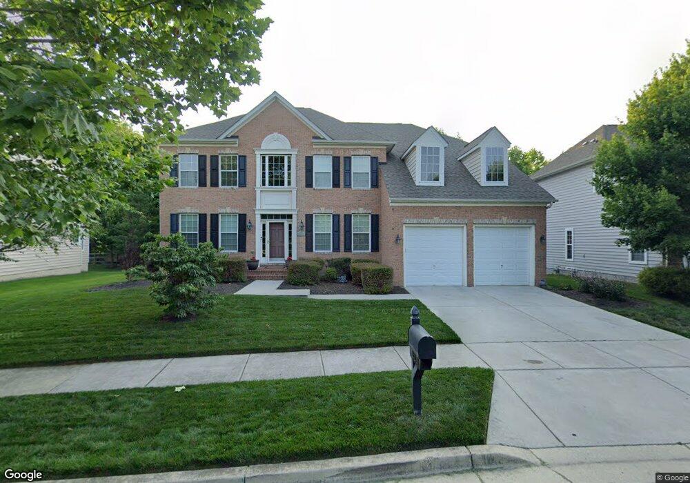 2211 Lake Forest Dr, Upper Marlboro, MD 20774 - photo 1