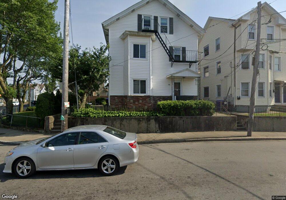 358 Weeden St, Pawtucket, RI 02860 - photo 1