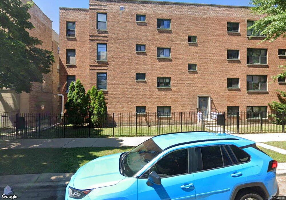 6254 N Mozart St, Chicago, IL 60659 - photo 1