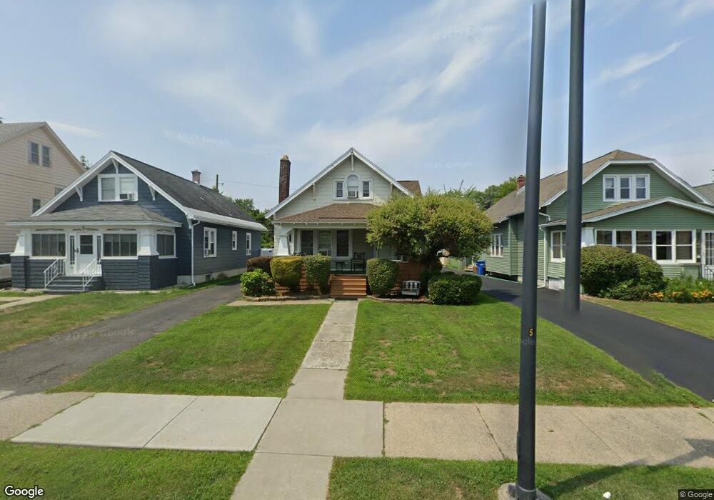 34 Betwood St, Albany, NY 12209 - photo 1