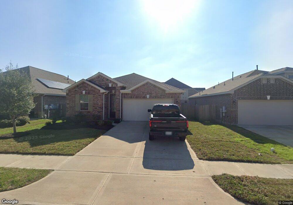 1671 Maggie Trail Dr, Alvin, TX 77511 - photo 1