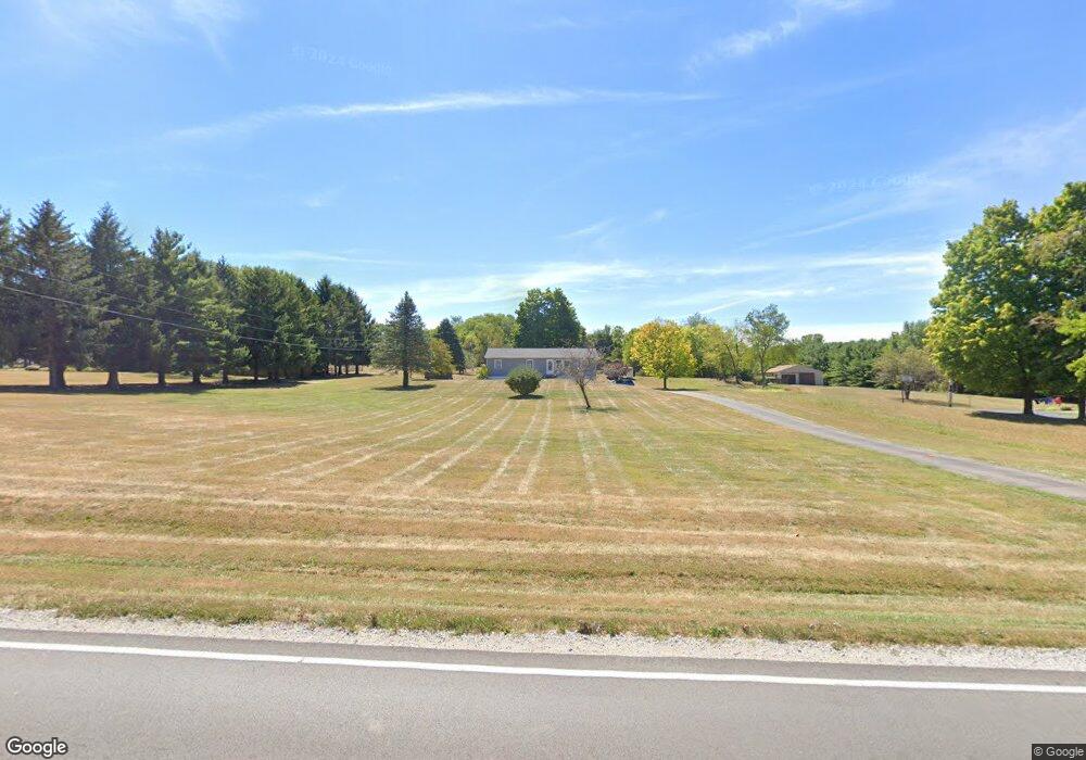 637 Coonpath Rd NE, Lancaster, OH 43130 - photo 1