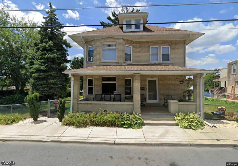 932 S Race St, Allentown, PA 18103 - photo 1