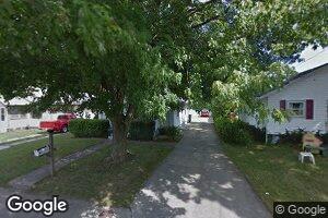 2704 E 8th St, Muncie, IN 47302