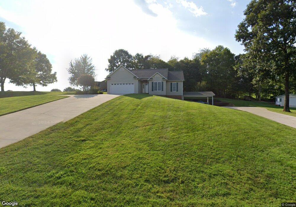 571 Shingle Gap Rd, Purlear, NC 28665 - photo 1