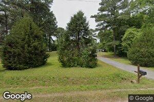 8277 Mill Creek Dr, Zuni, VA 23898