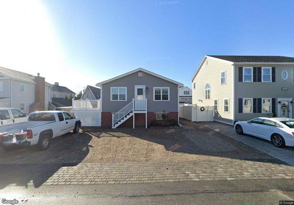 61 Pembroke St, Seabrook, NH 03874 - photo 1