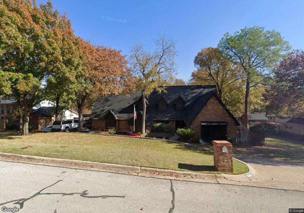 1008 Circle Ln, Bedford, TX 76022 - photo 1