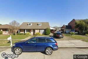 2262 S Von Braun Ct, Harvey, LA 70058