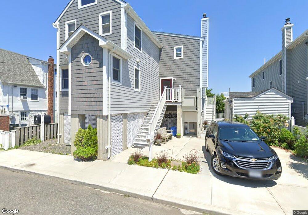 67 W 18th Rd, Broad Channel, NY 11693 - photo 1