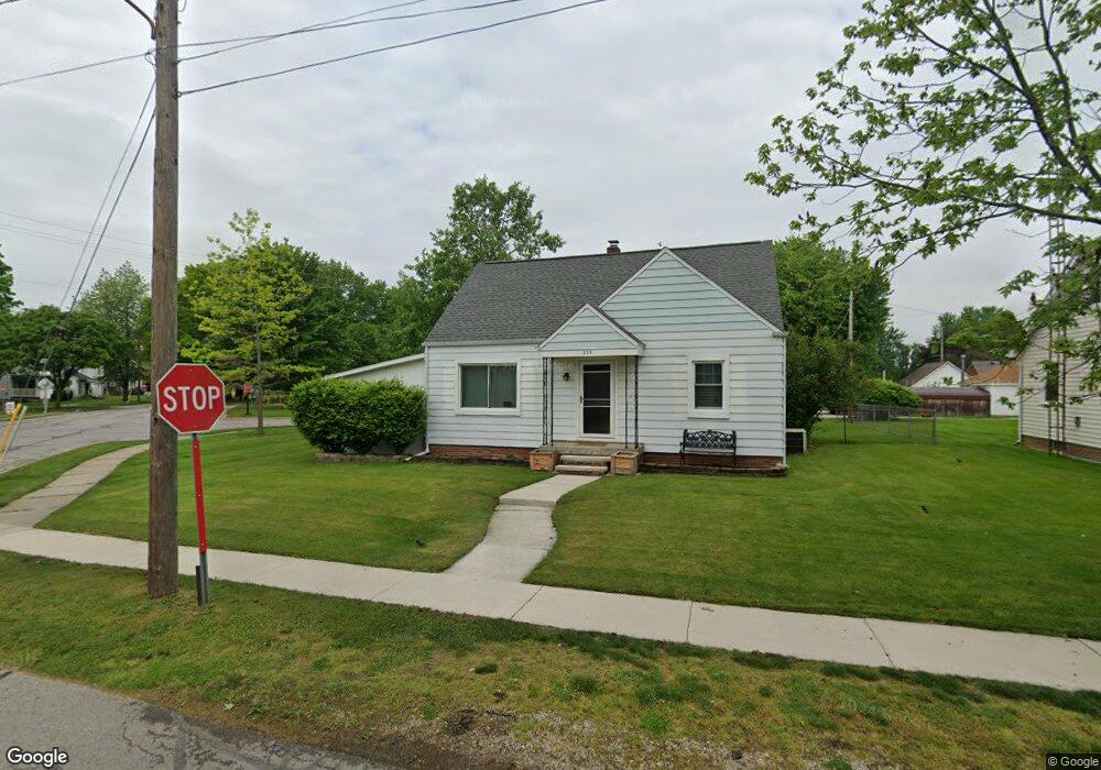 335 E 5th St, Elmore, OH 43416 - photo 1