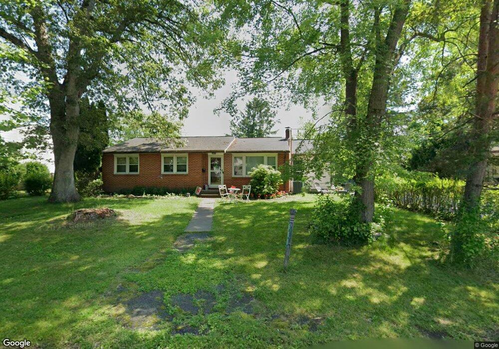 600 Circle Dr, East Stroudsburg, PA 18301 - photo 1