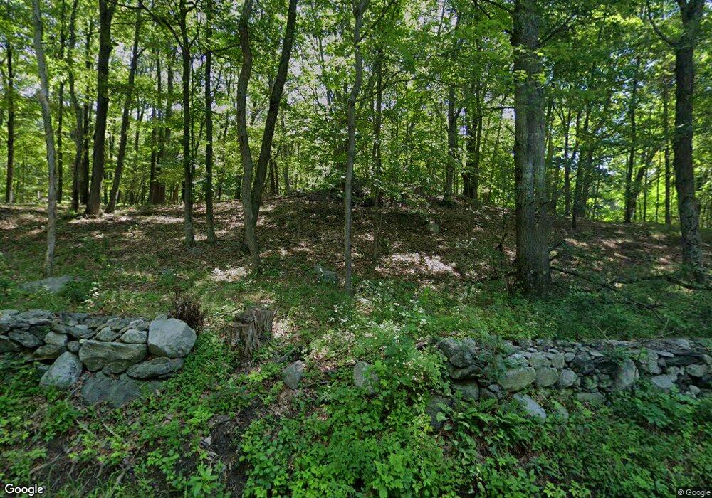 34 Mountain Rd, Redding, CT 06896 - photo 1