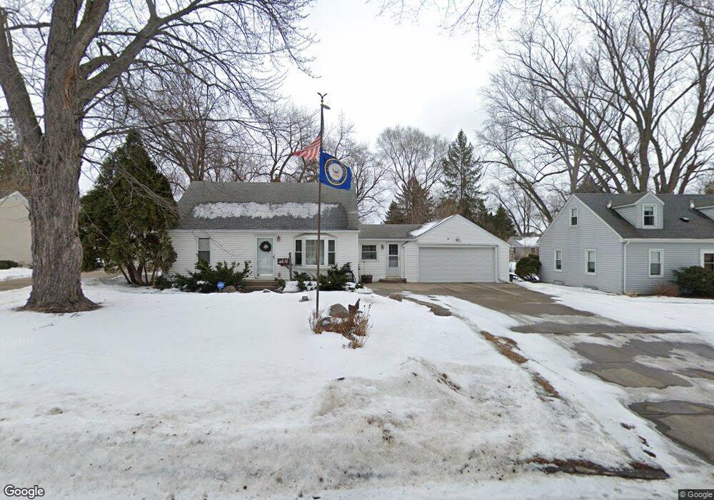 8517 Bryant Ave S, Bloomington, MN 55420 - photo 1