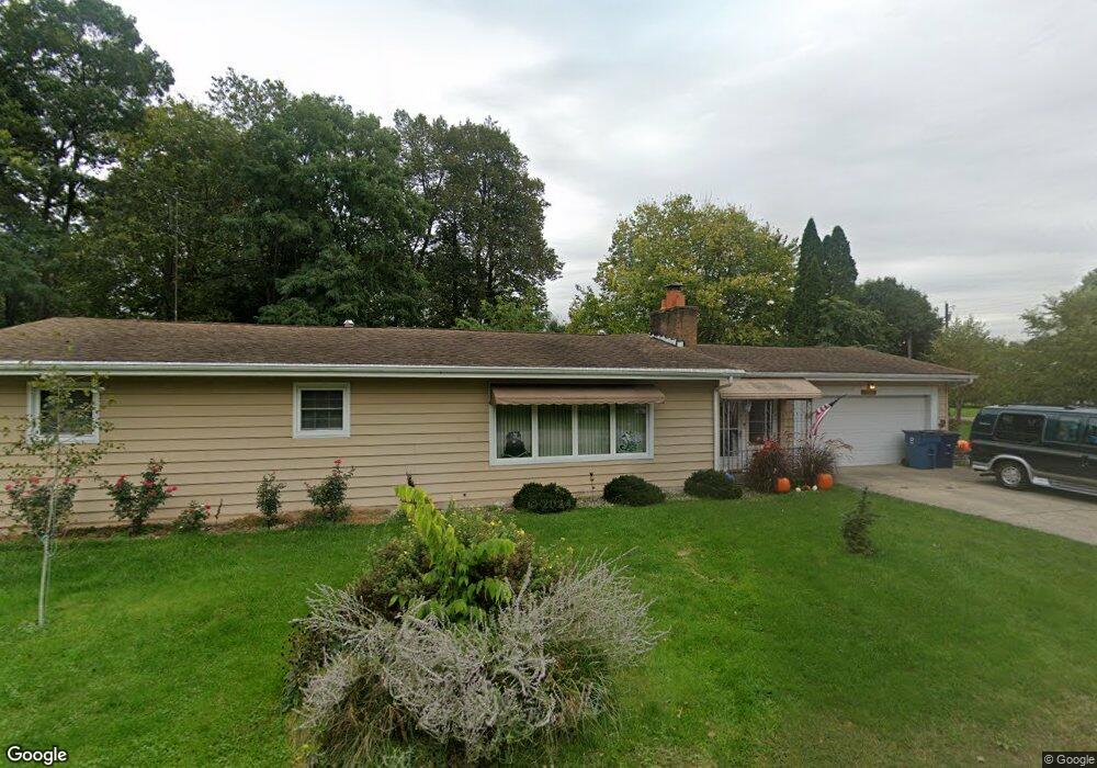 7593 N Cherokee Trail, Rolling Prairie, IN 46371 - photo 1