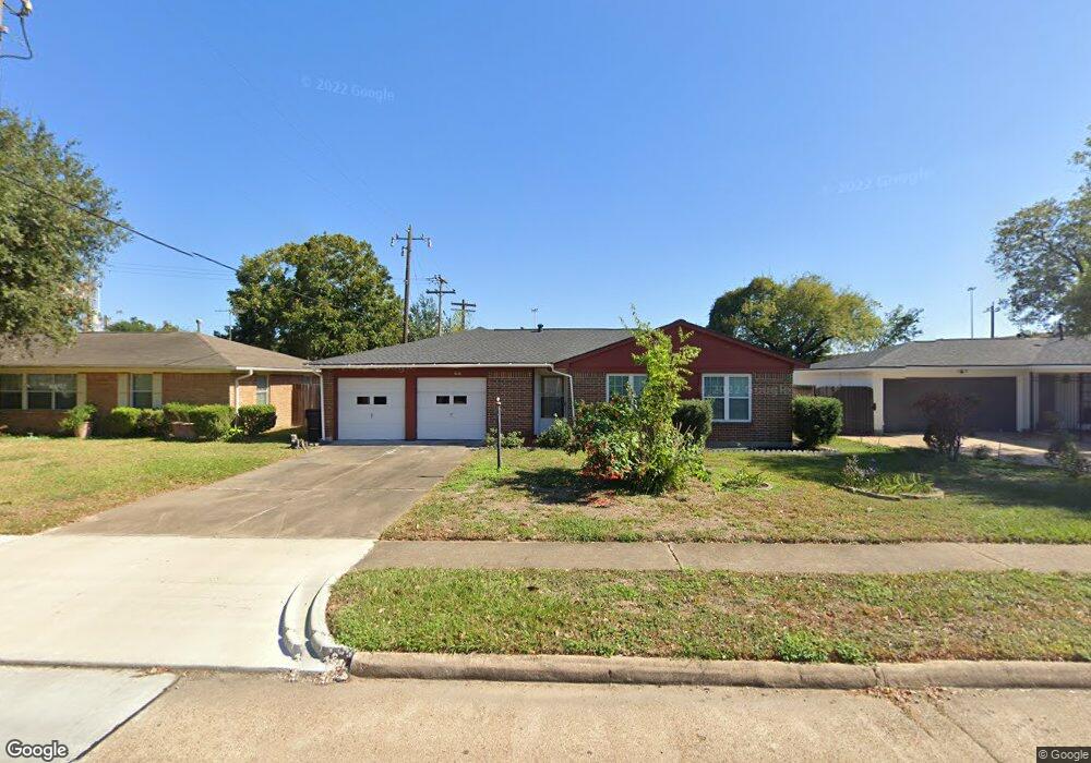 9026 Sunnywood Dr, Houston, TX 77088 - photo 1