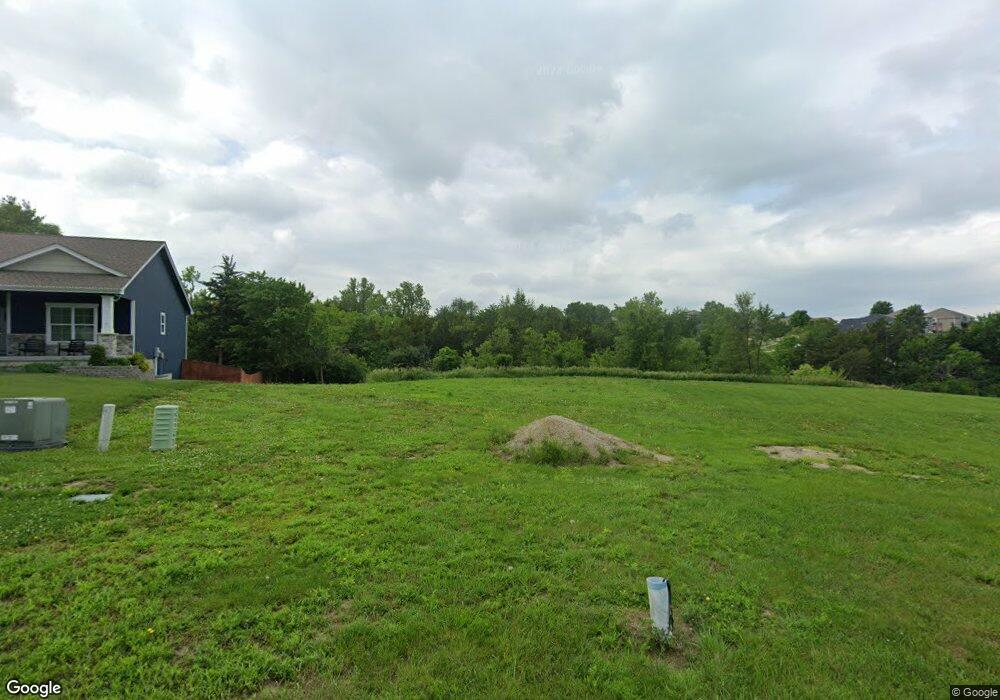 6119 SW 47th St, Topeka, KS 66610 - photo 1