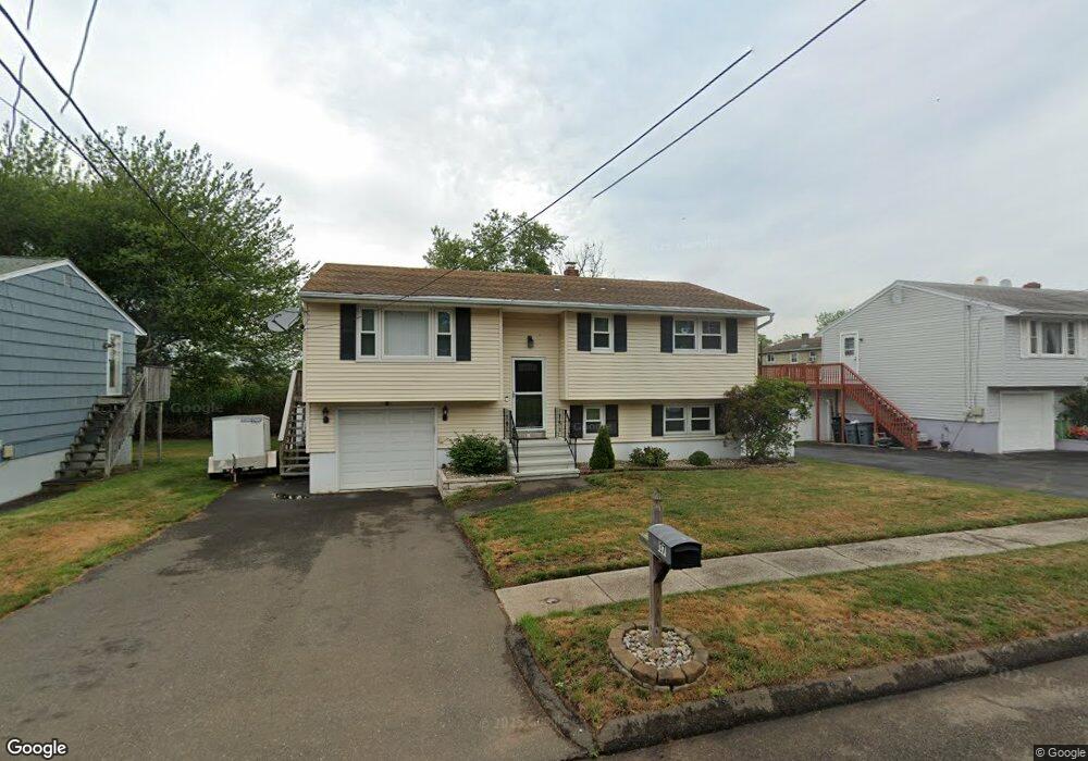 37 Edgemere Rd, East Haven, CT 06512 - photo 1