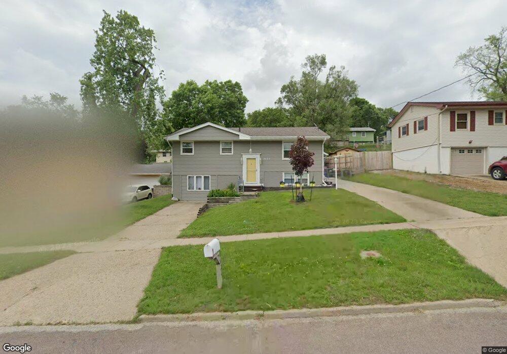 2422 Hull Ave, Des Moines, IA 50317 - photo 1