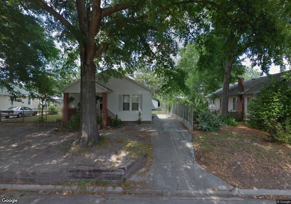 2128 E 38th St, Savannah, GA 31404 - photo 1