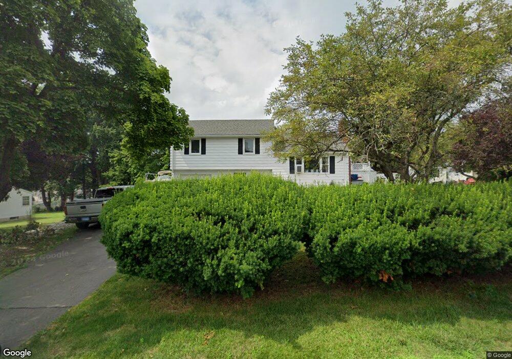 21 Newport Dr, Bloomfield, CT 06002 - photo 1