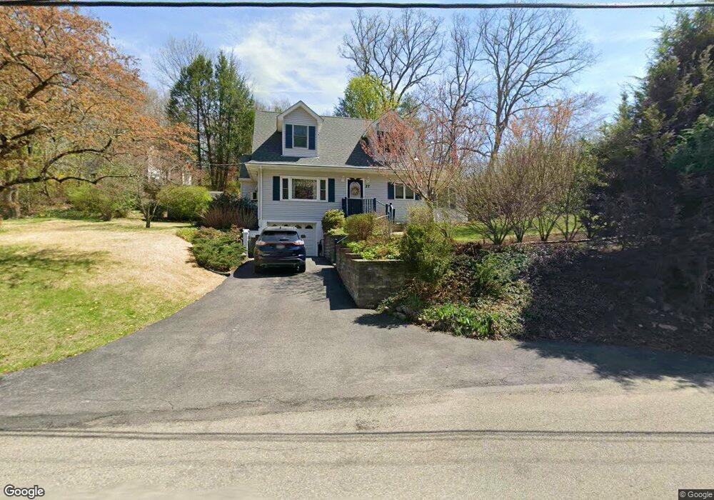 27 Mountain Rd, Tuxedo Park, NY 10987 - photo 1