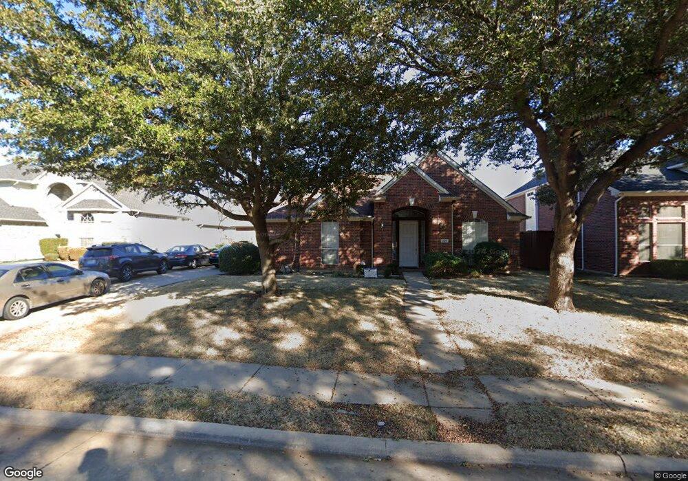 305 Woodlake Dr, Murphy, TX 75094 - photo 1