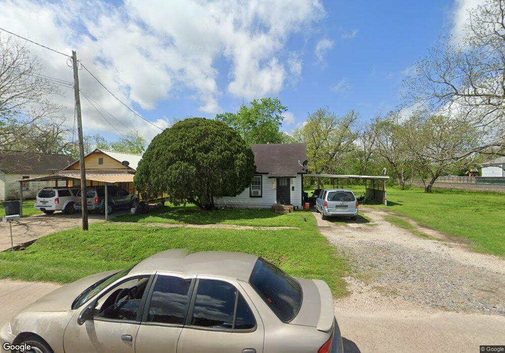 2704 Avenue K, Bay City, TX 77414 - photo 1
