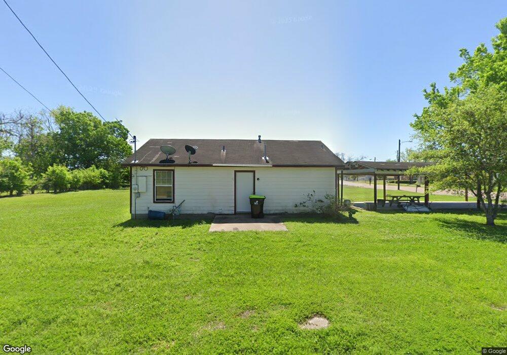 2601 Avenue C, Bay City, TX 77414 - photo 1
