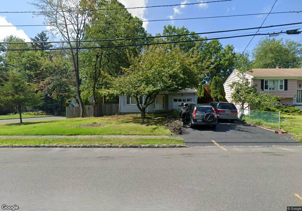 24 S Mitchell Ave, Livingston, NJ 07039 - photo 1